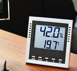 دماسنج و رطوبت سنج TFA کد ۳۰.۵۰۱۰