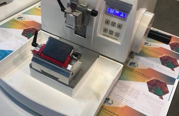 میکروتوم تمام اتوماتیک برش بافت ساخت شرکت پویا احراز  PE400