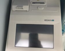 Blood gas analyser. EDAN